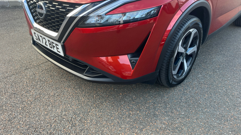 Nissan Qashqai 1.3 DiG-T MH N-Connecta 5dr Petrol Hatchback